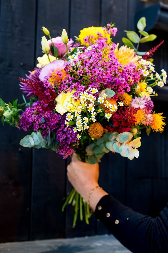 Bouquet Le Colvert à Valence | Fleurs de saison pastel – Aloès Fleuriste